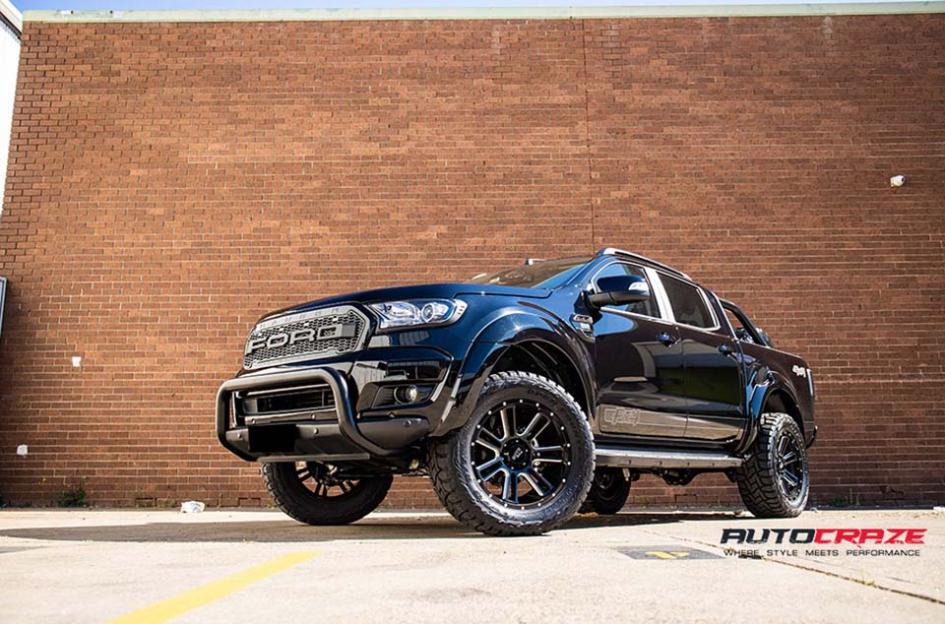FORD RANGER MO982 GLOSS BLACK MILLED